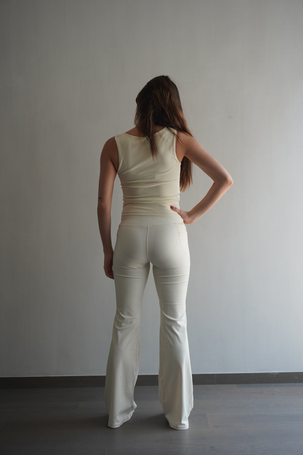 Flow Essential Crop Tank